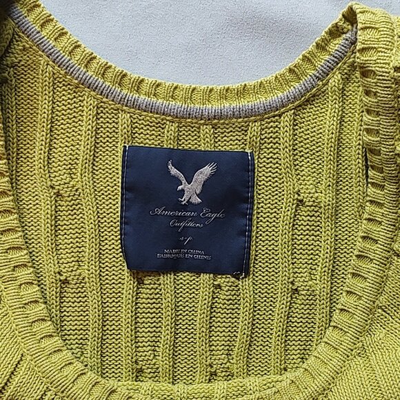 American Eagle Sweatet - Picture 3 of 4